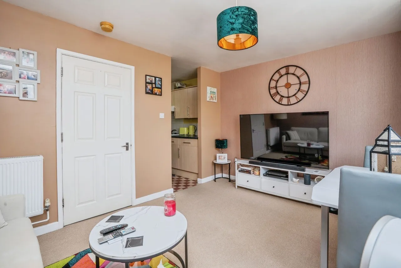 Gladys Avenue, Portsmouth, PO2, photo 15