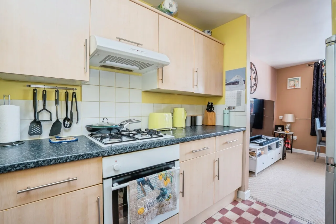 Gladys Avenue, Portsmouth, PO2, photo 7