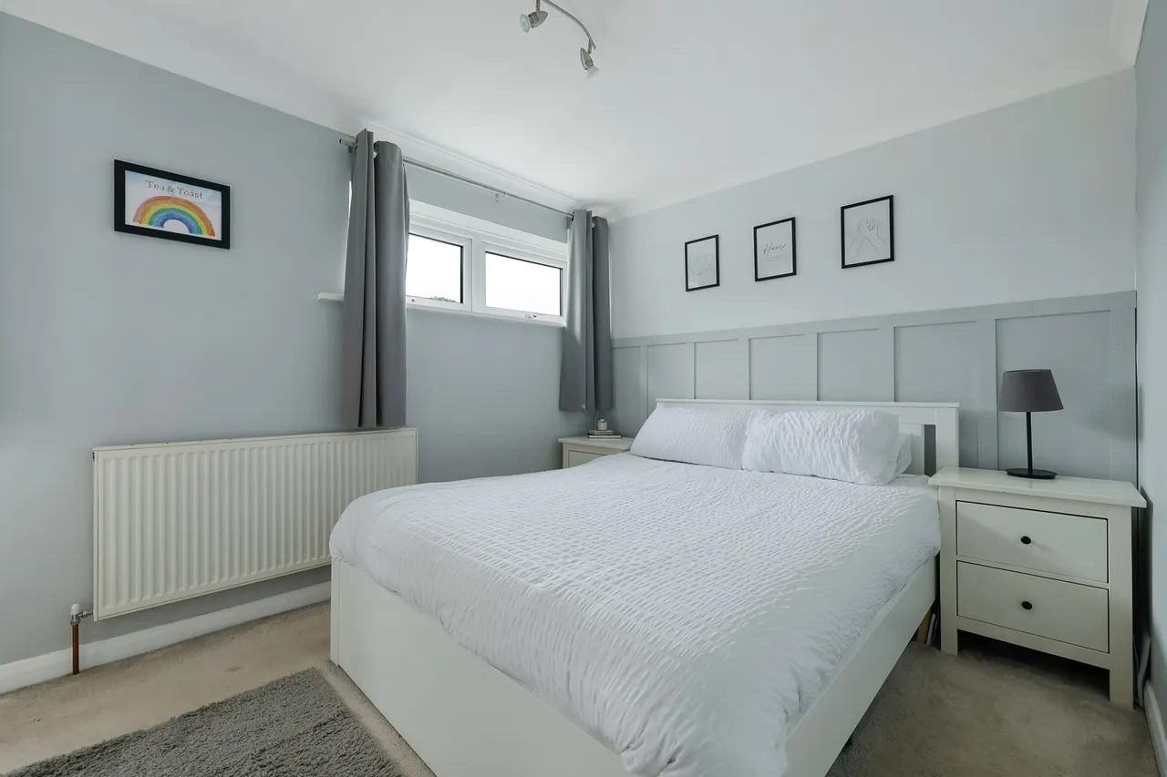 The Spinney, Horley, RH6, photo 7