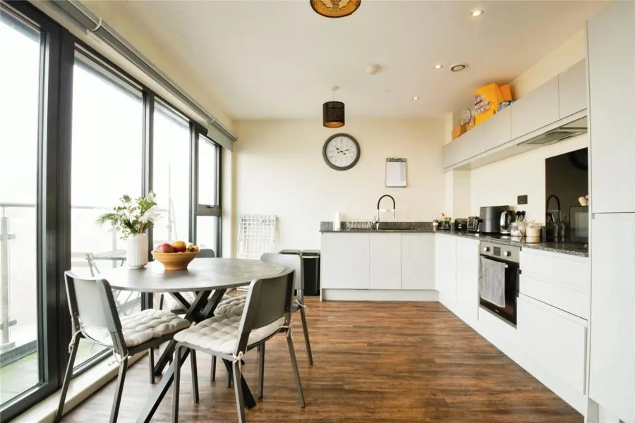 Wellington House, Canton, CF11, photo 6