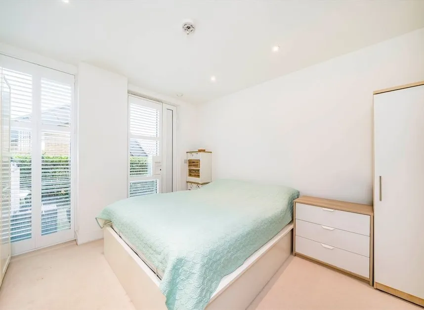 Central Avenue, Fulham, SW6, photo 4