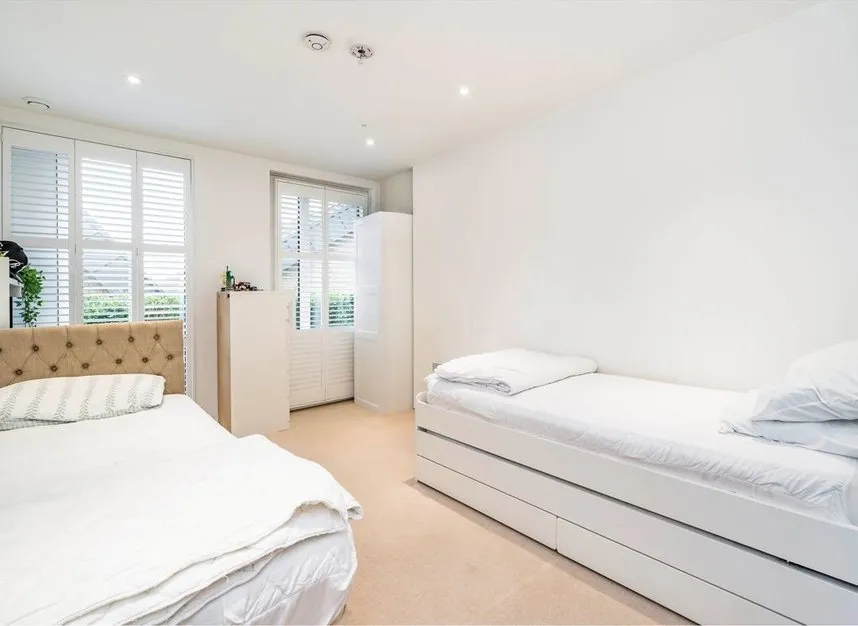 Central Avenue, Fulham, SW6, photo 5