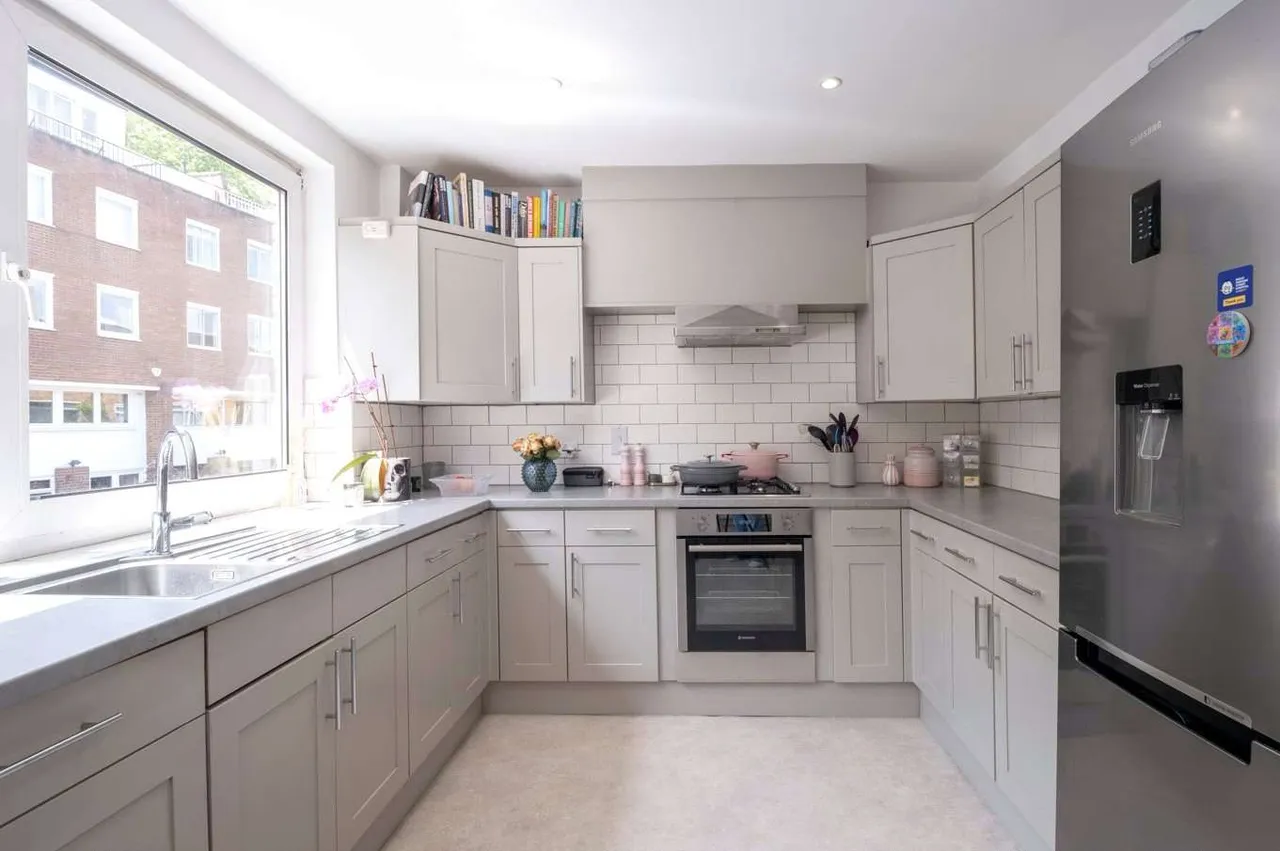 Meadowbank, Primrose Hill, London, NW3 3AY, photo 7