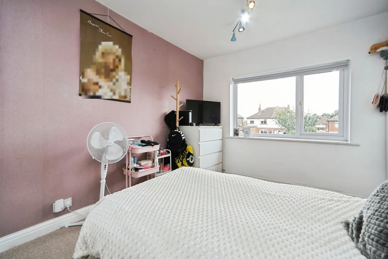 Cross Gates Avenue, Leeds, LS15, photo 8
