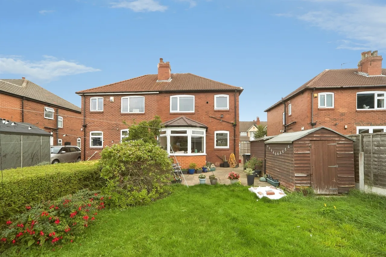 Cross Gates Avenue, Leeds, LS15, photo 13