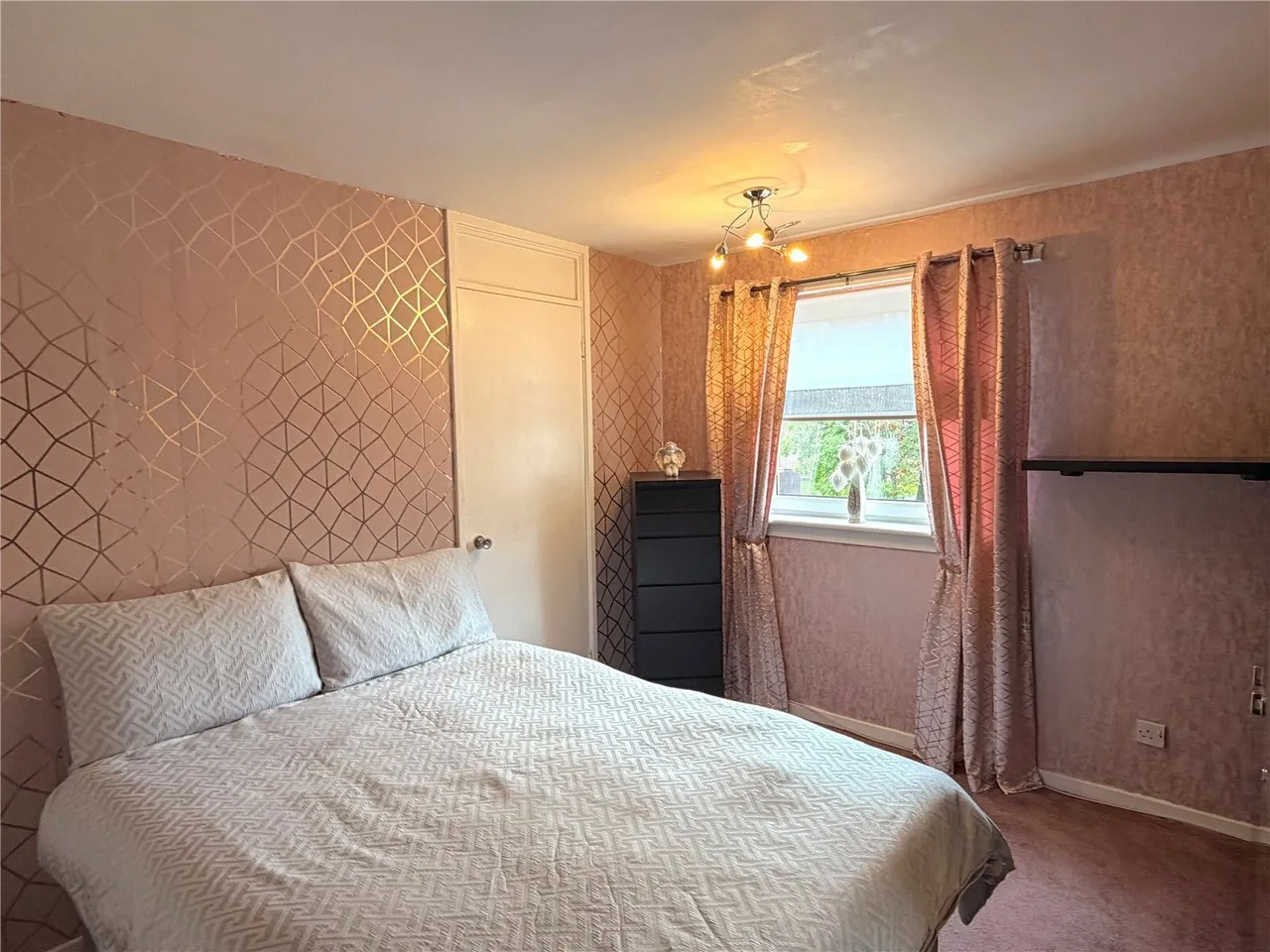 Maclean Square, Glasgow, G51, photo 10