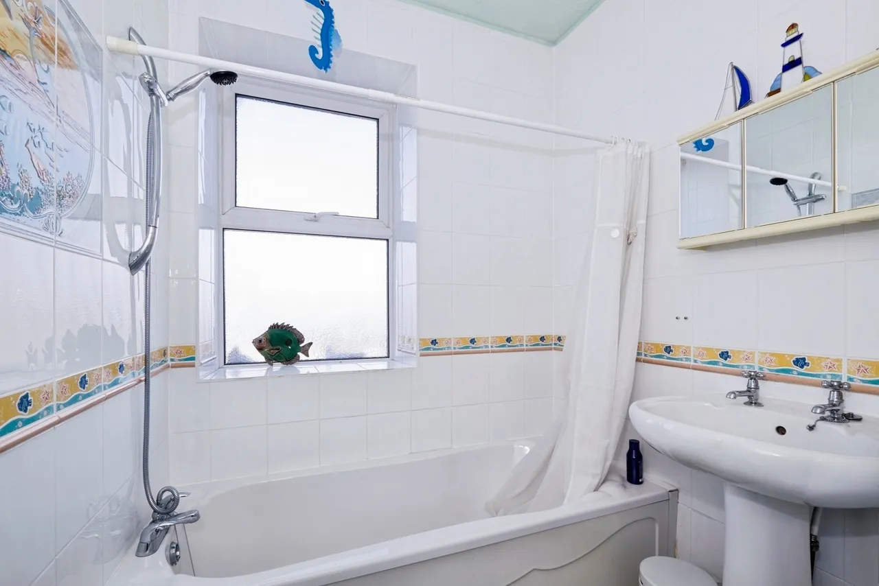 Ayr Terrace, St. Ives, TR26, photo 12