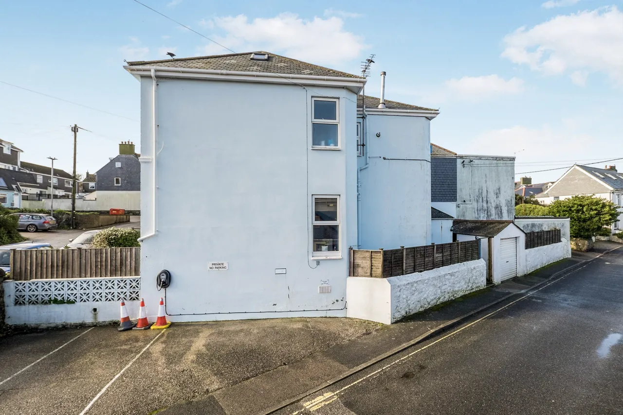 Ayr Terrace, St. Ives, TR26, photo 2