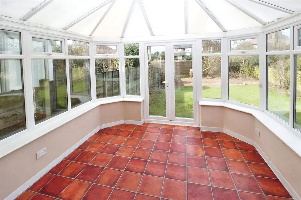 Heywood Road, Prestwich, M25, photo 4
