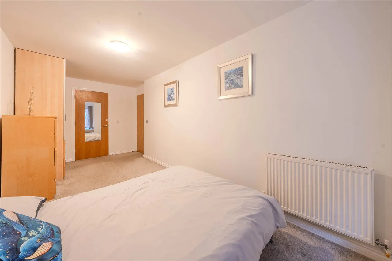Carisbrooke Road, Leeds, LS16, photo 12