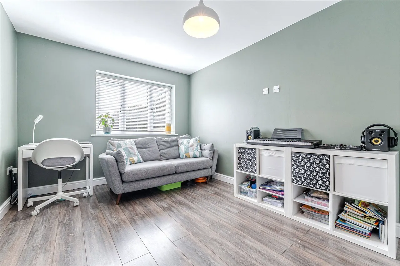 Windmill, Windmill Hill, LS28, photo 9