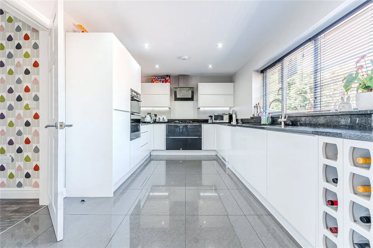 Windmill, Windmill Hill, LS28, photo 3