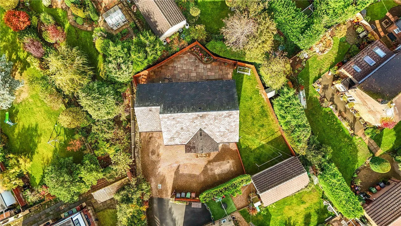 Windmill, Windmill Hill, LS28, photo 25