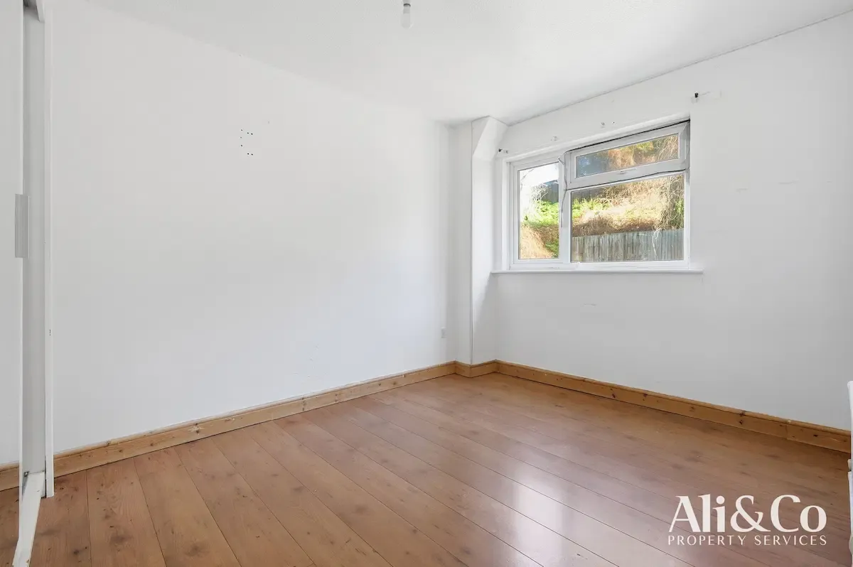 Boscombe Avenue, Grays, photo 14