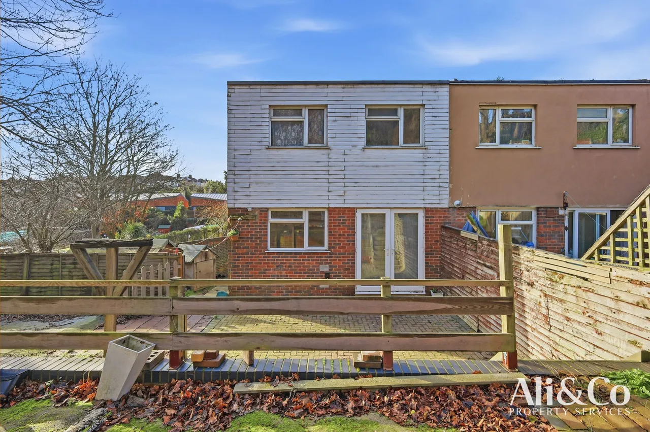 Boscombe Avenue, Grays, Essex, RM17 6DU, photo 3