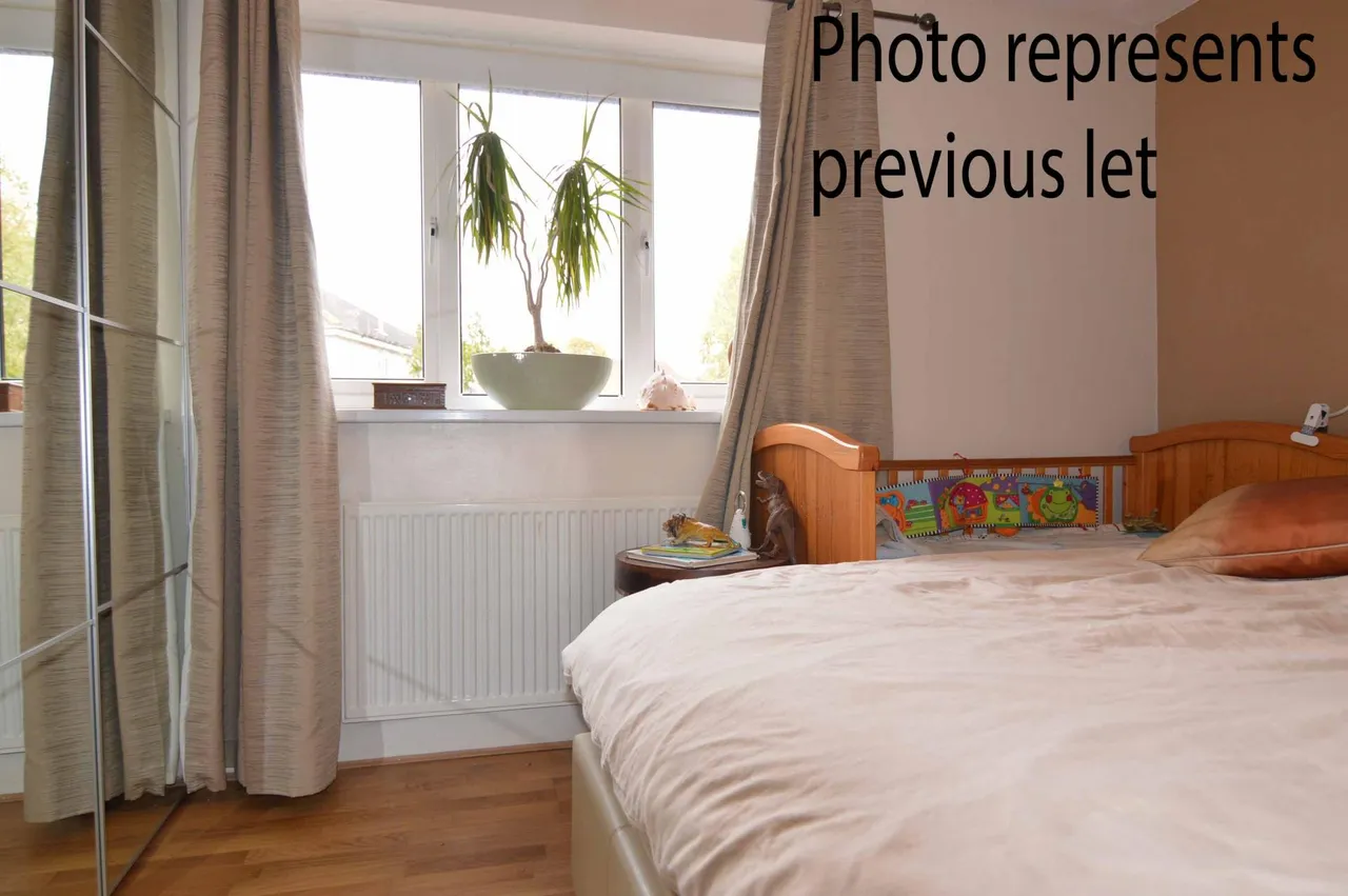 Owl Close, Woosehill, RG41, photo 5