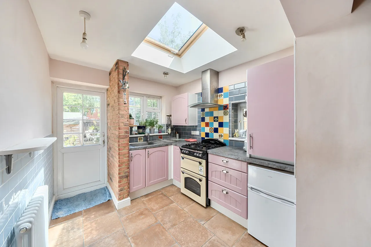 Marsh Road, Pinner, HA5, photo 14