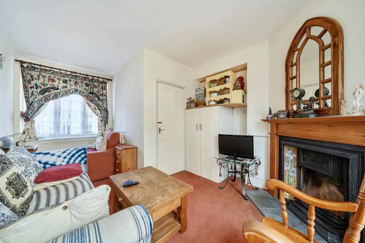 Marsh Road, Pinner, HA5, photo 3