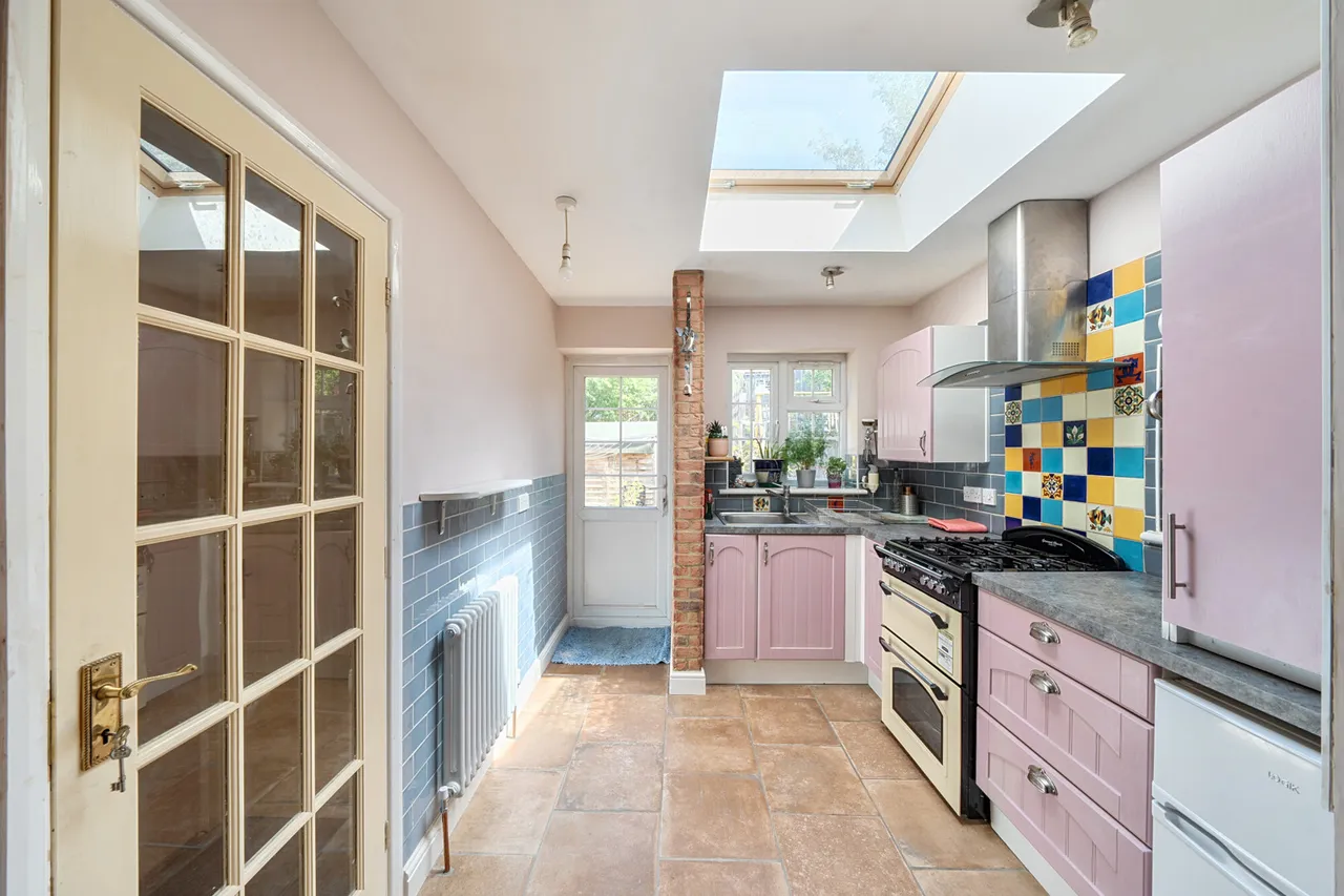 Marsh Road, Pinner, HA5, photo 13