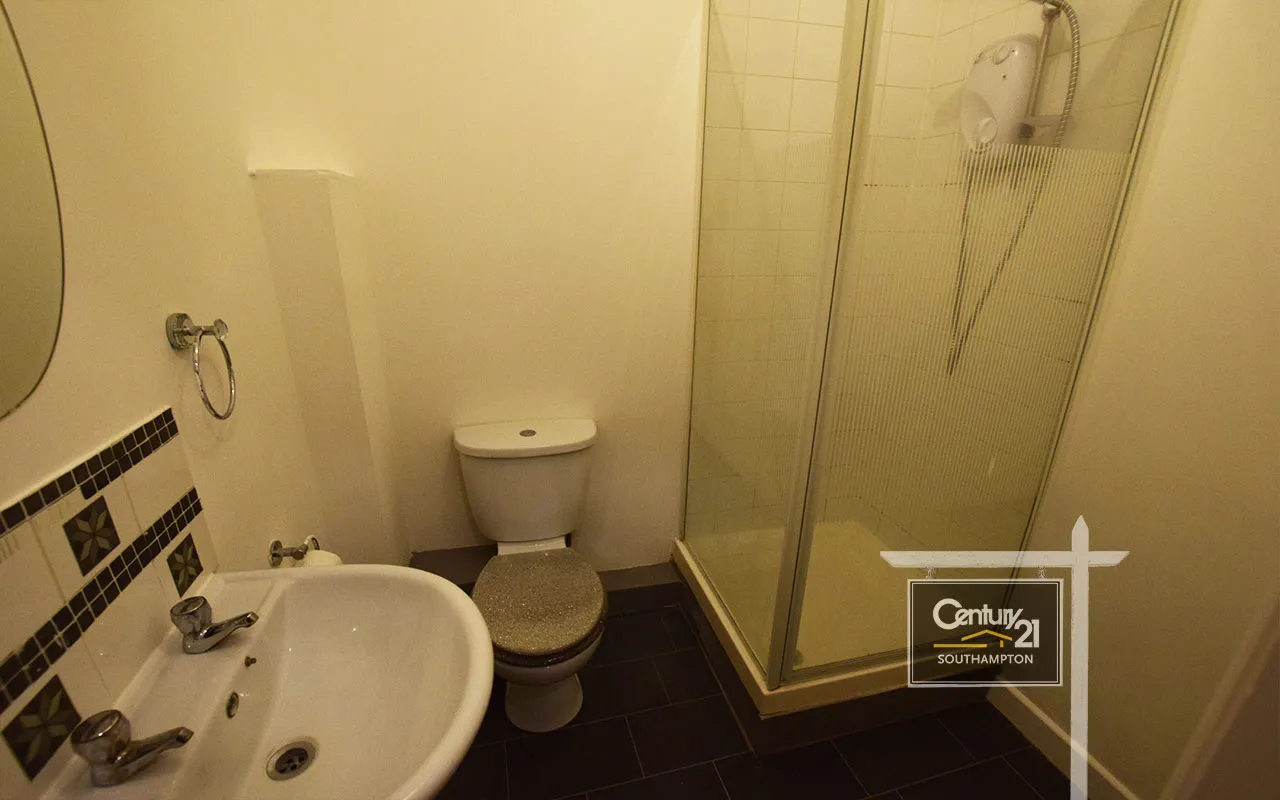 Clifton Road, Southampton, SO15, photo 4