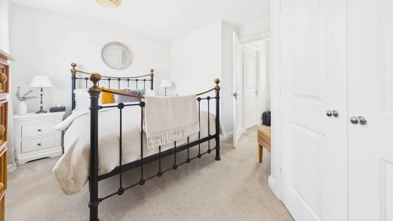 Eagle Road, Bourne, PE10, photo 17