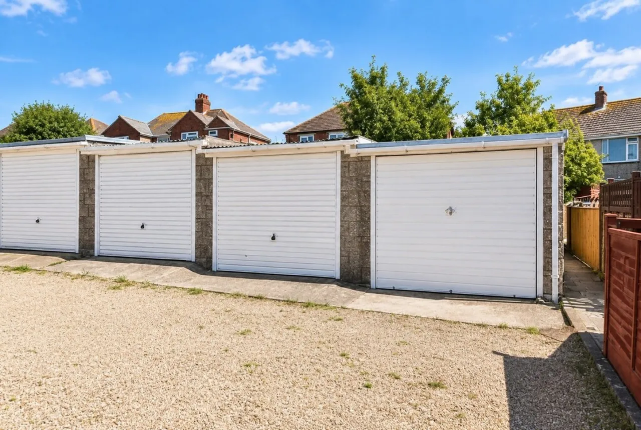 Camp Road, Wyke, Weymouth, photo 4