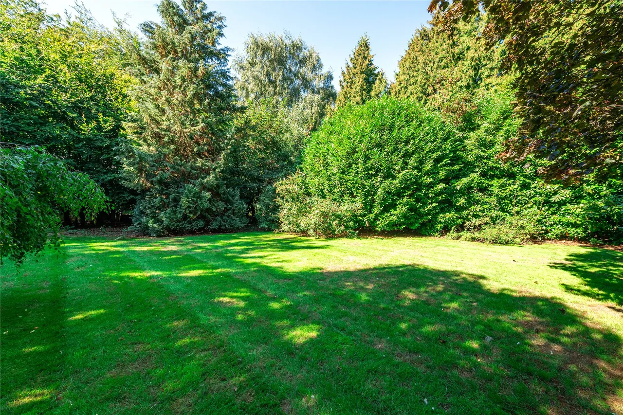Mears Ashby Road, Earls Barton, NN6, photo 4