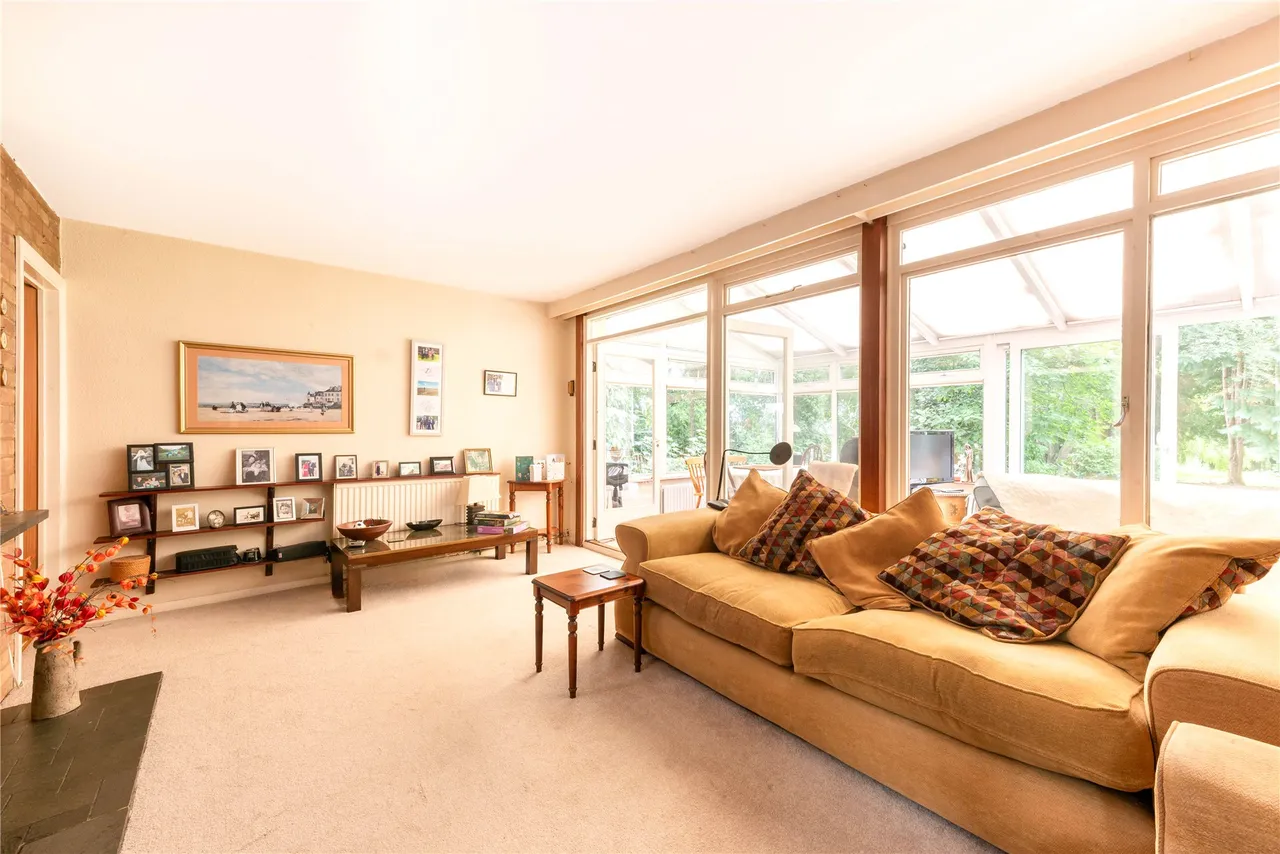 Mears Ashby Road, Earls Barton, NN6, photo 2