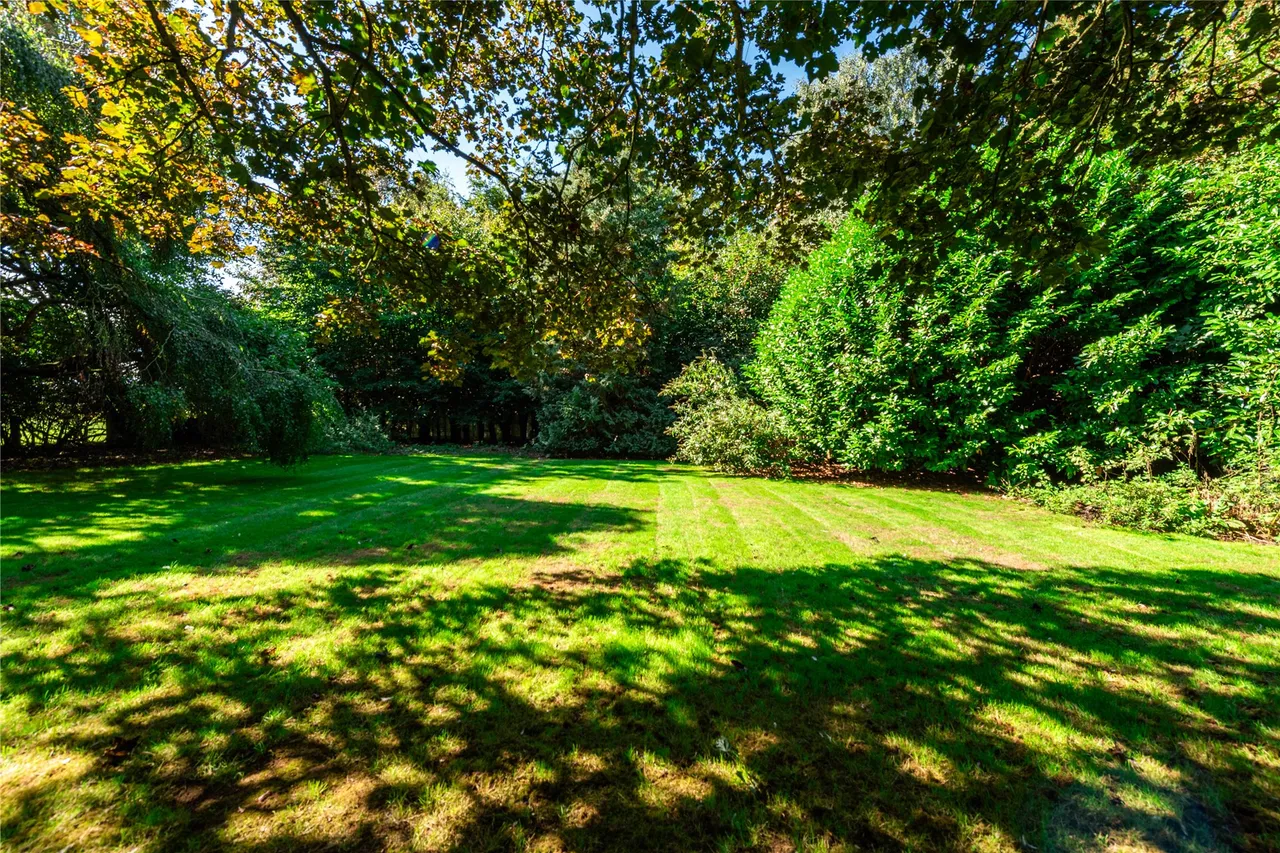 Mears Ashby Road, Earls Barton, NN6, photo 26