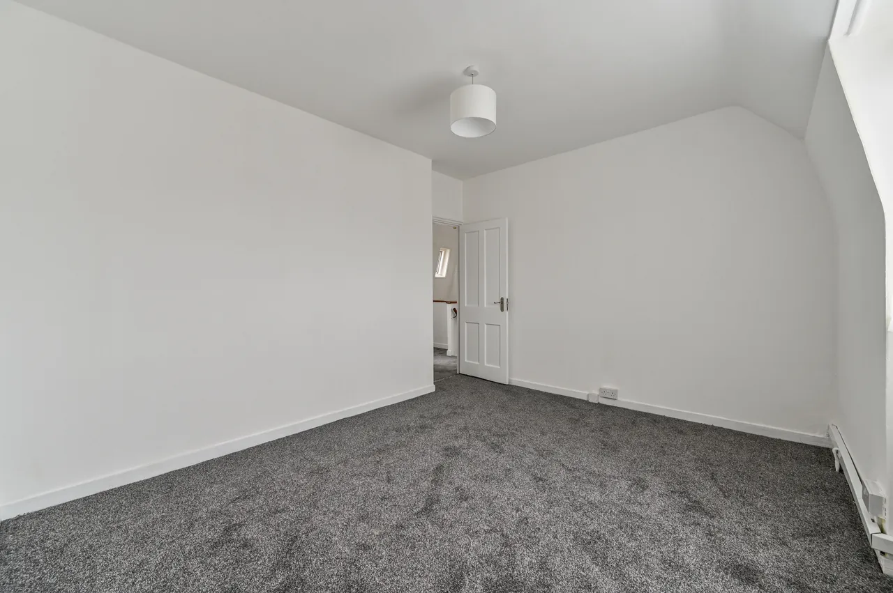 Flat 98 Penshurst, Queens Crescent, London, photo 6