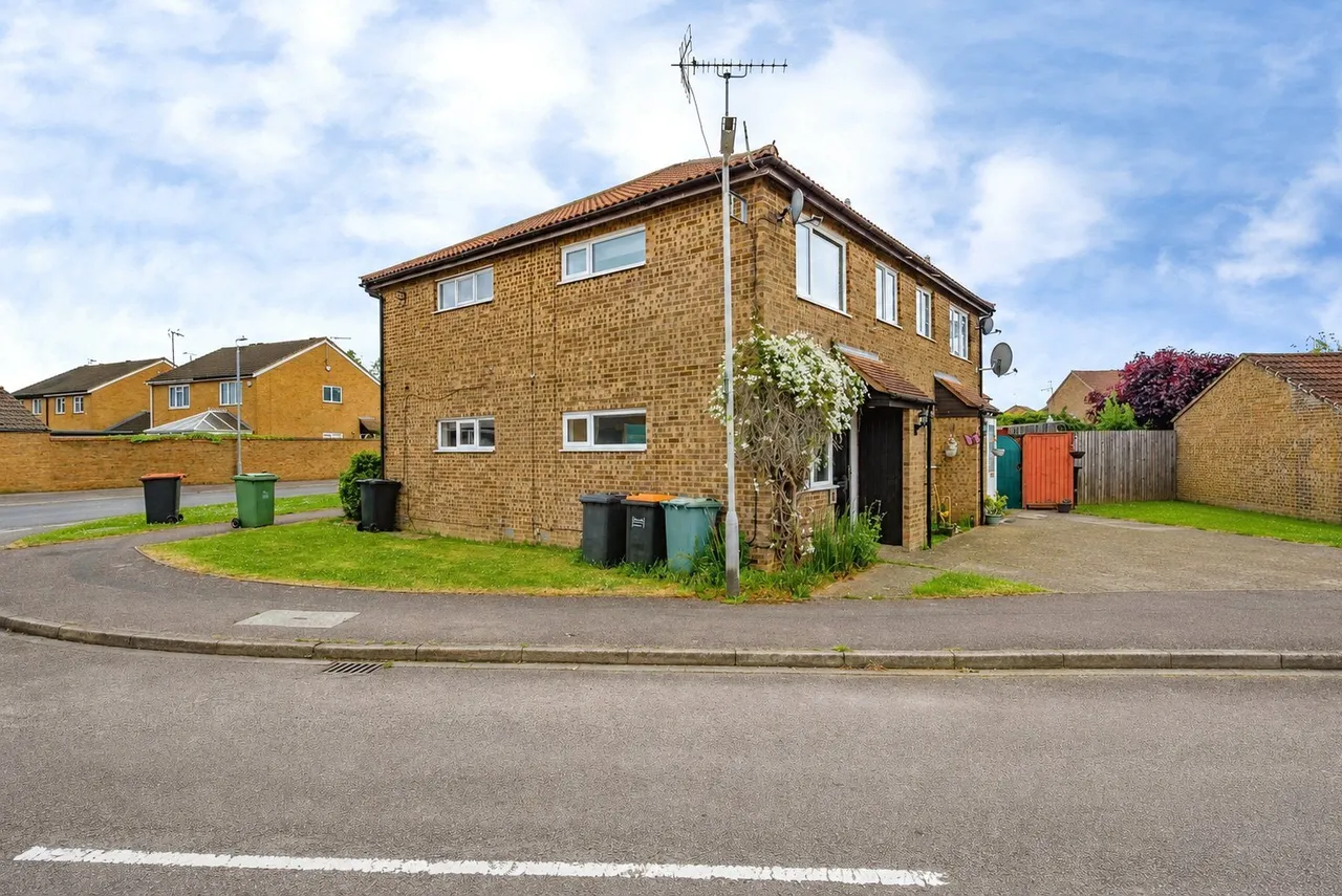 Rosedale, Houghton Regis, Dunstable, Bedfordshire, LU5, photo 2