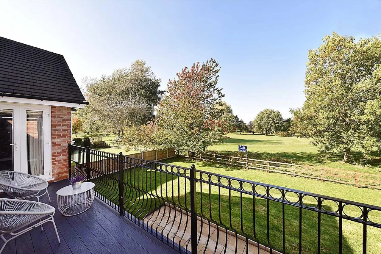 Redshank Drive, Tytherington, SK10, photo 12