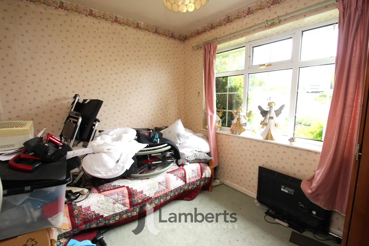 112 Malvern Road, Redditch, photo 10