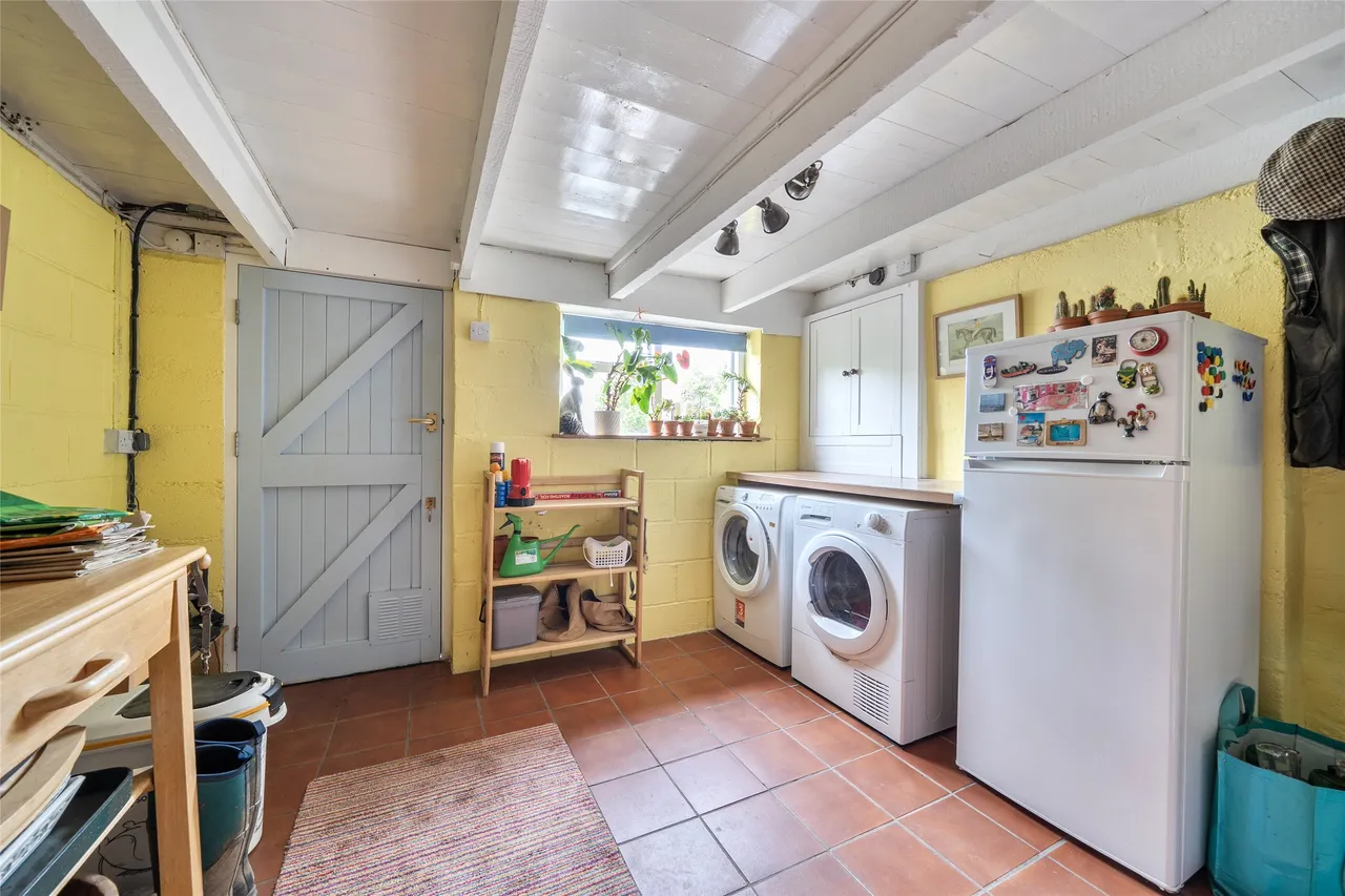St. Nicholas Street, Bodmin, PL31, photo 8