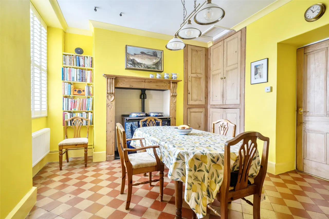 St. Nicholas Street, Bodmin, PL31, photo 6