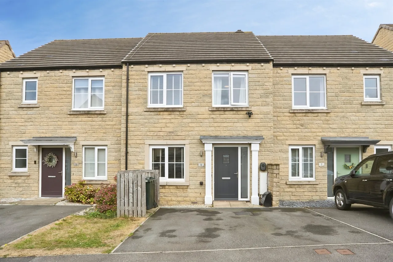 3 bed house for sale — Quarry Park, Idle, Bradford