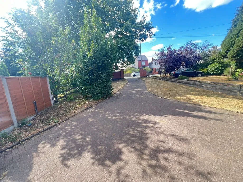 Coventry Road, Exhall, photo 16