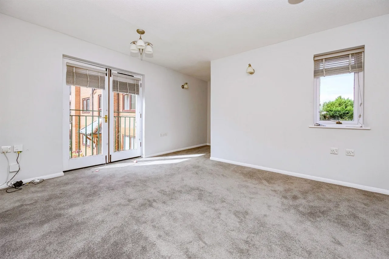 Saddlers Walk, Kings Langley, WD4, photo 6