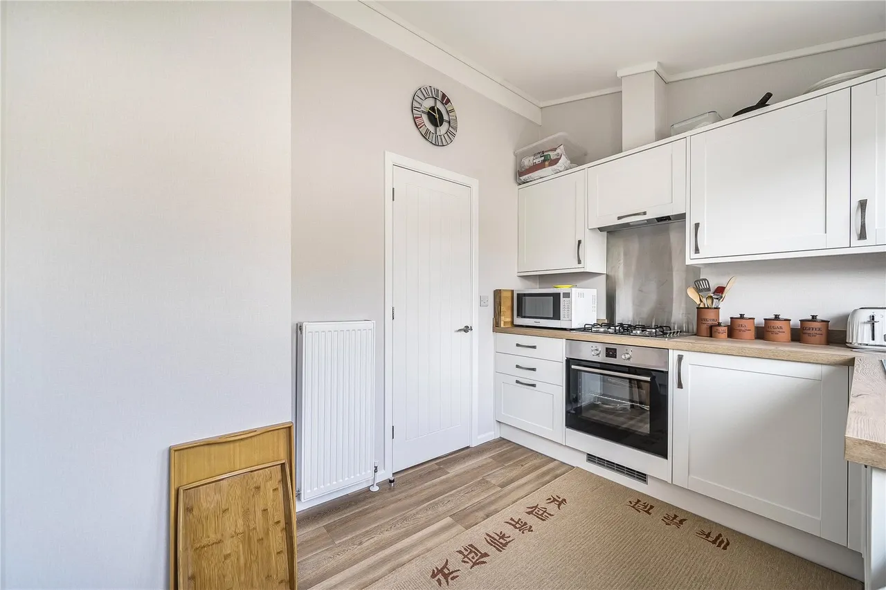 Hogmoor Road, Whitehill, Bordon, Hampshire, GU35 9GJ, photo 10