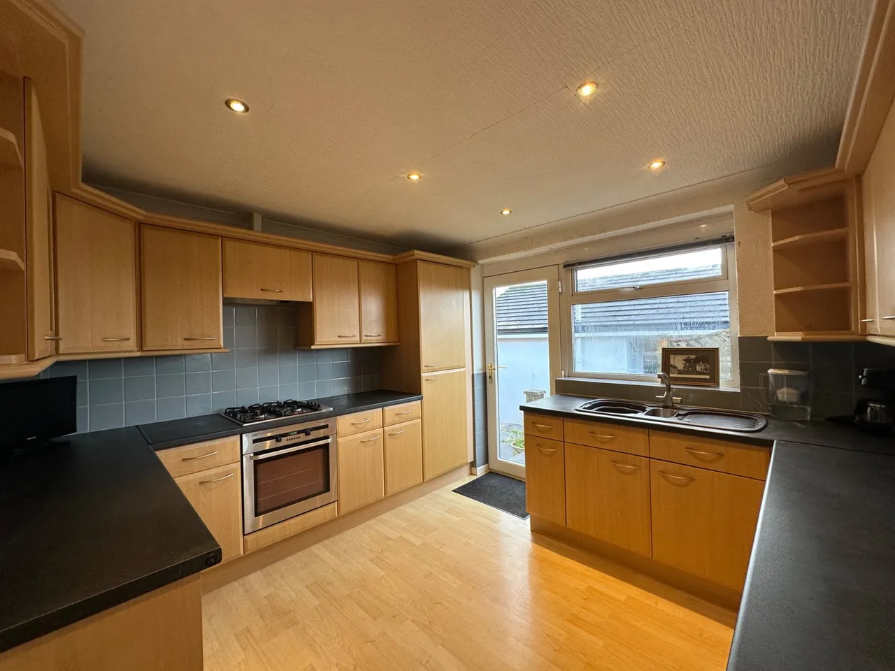 Longmead Road, Paignton, photo 5