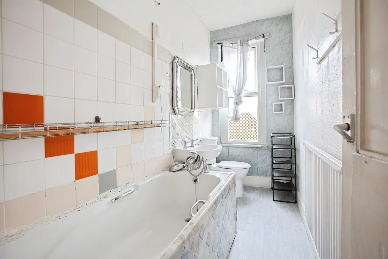 Idsworth Road, Sheffield, S5, photo 11