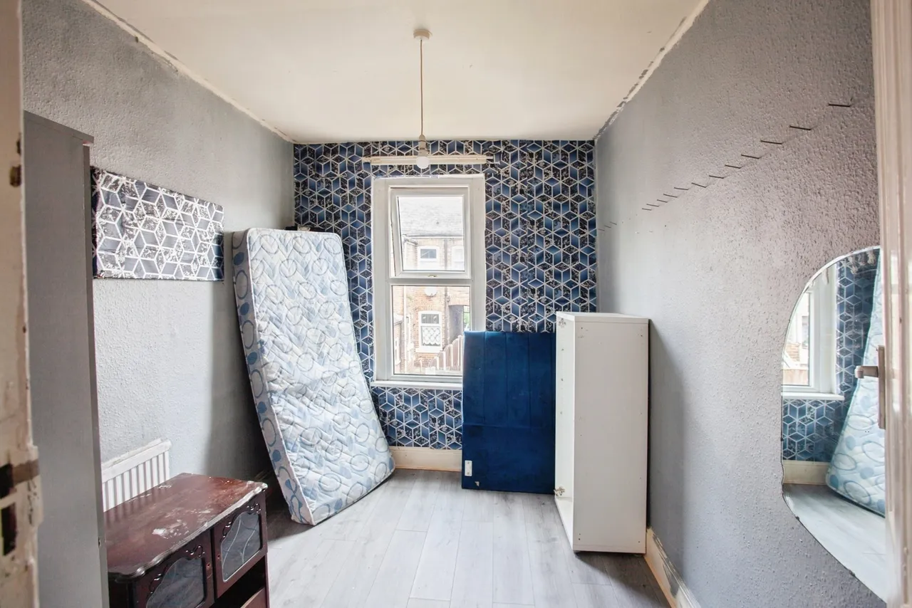 Idsworth Road, Sheffield, S5, photo 13