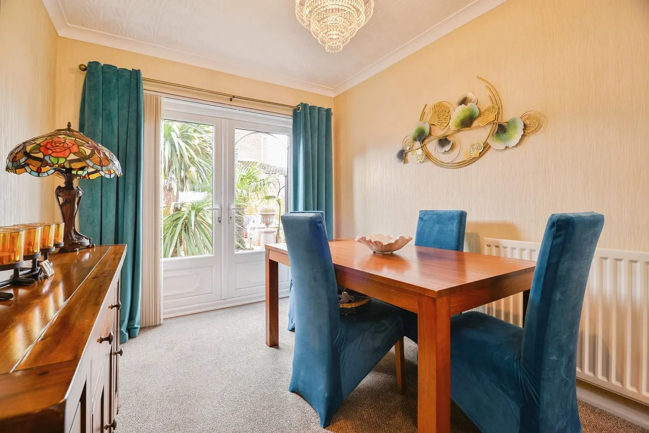 Cathedral Drive, Stockton-On-Tees, TS19, photo 3