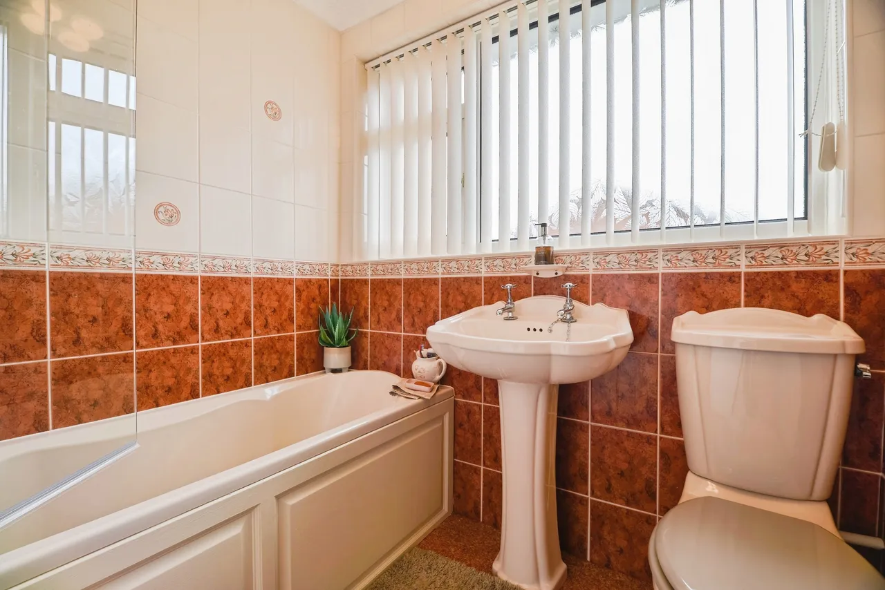 Cathedral Drive, Stockton-On-Tees, TS19, photo 15