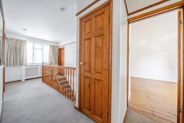 Desborough Avenue, High Wycombe, HP11, photo 15