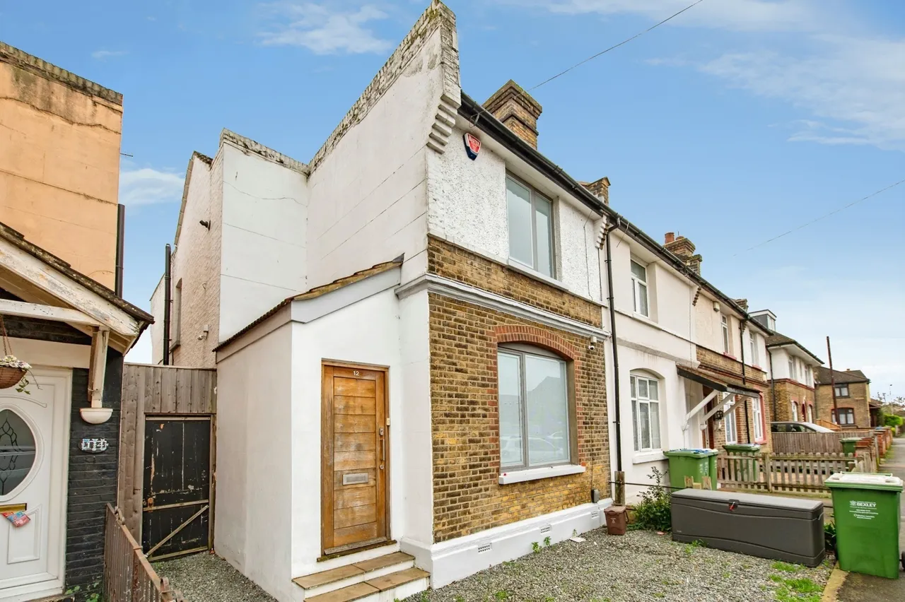 Moat Lane, Erith, DA8, photo 19