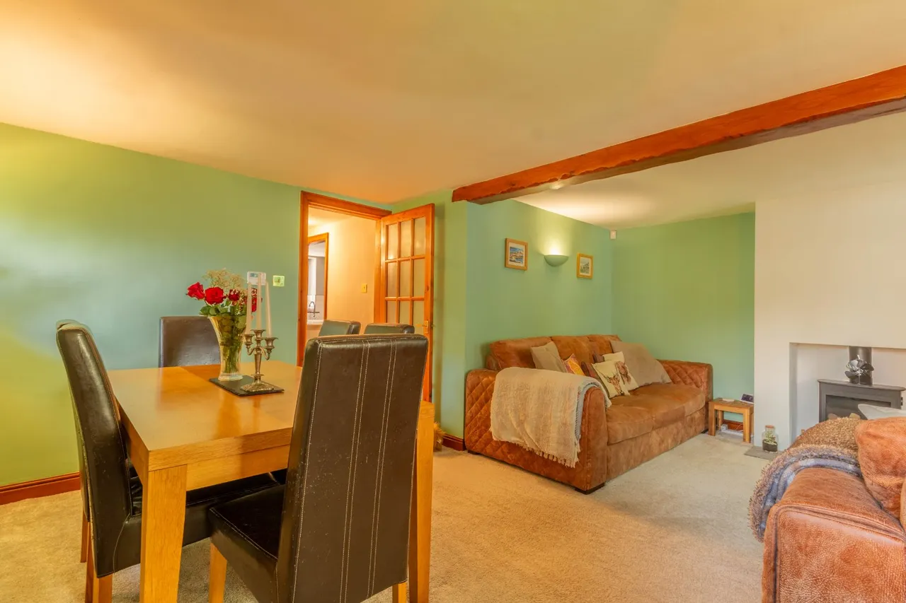 Fenton Court, Cullingworth, BD13, photo 5