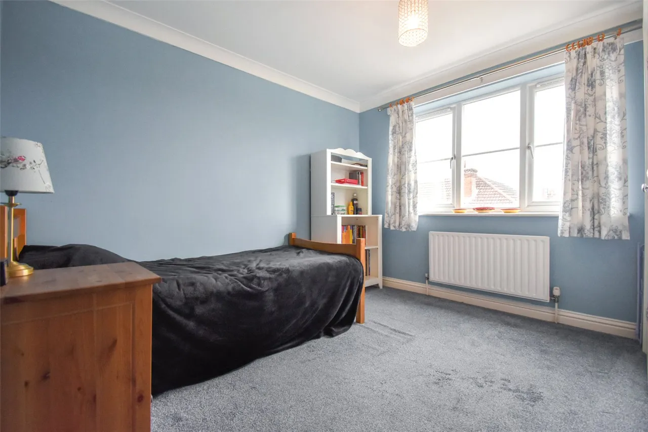 Halimote Road, Aldershot, Hampshire, GU11 1JP, photo 9