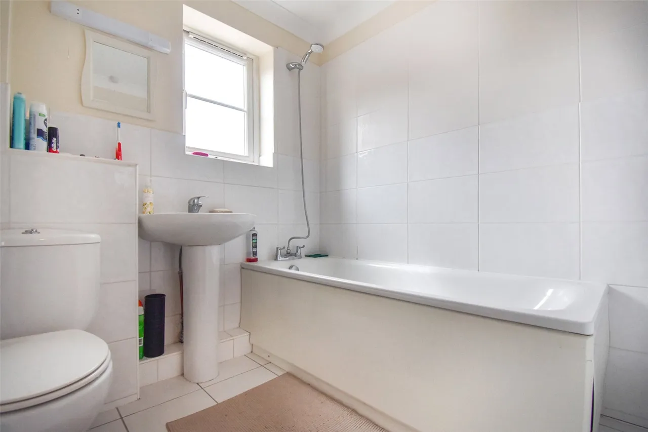 Halimote Road, Aldershot, Hampshire, GU11 1JP, photo 8