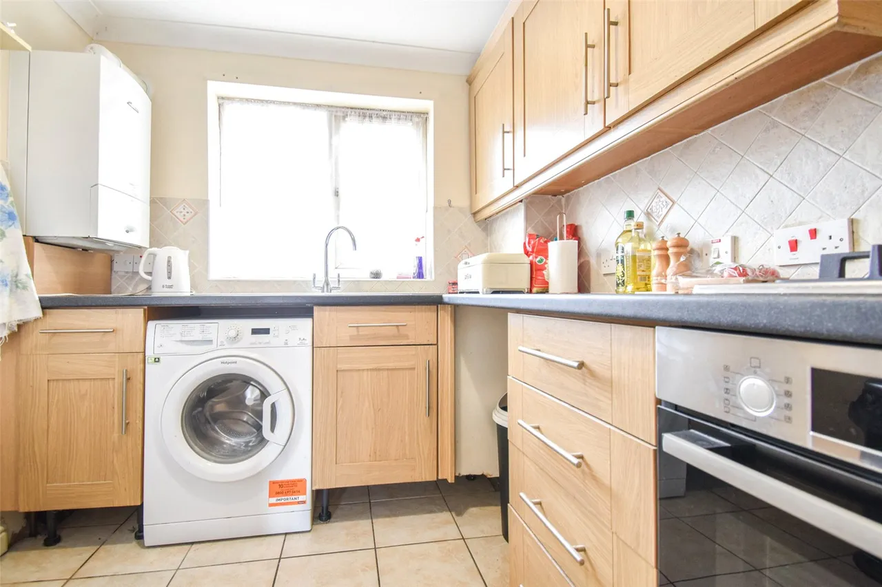 Halimote Road, Aldershot, Hampshire, GU11 1JP, photo 6